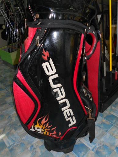 ถุงกอล์ฟ Taylormade BURNER