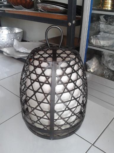 Brass Lamp code BBL011 size 20 x 63 cm.