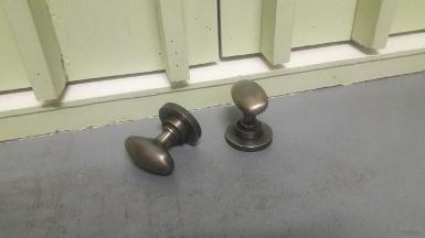 Oval brass knob Item code OVAL.AC01 size round 53 mm. OVAL 55 x 31 mm.